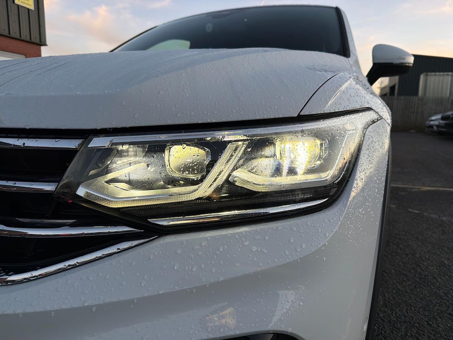 Used Volkswagen Tiguan 2023 for sale - 76957499: Photo 30