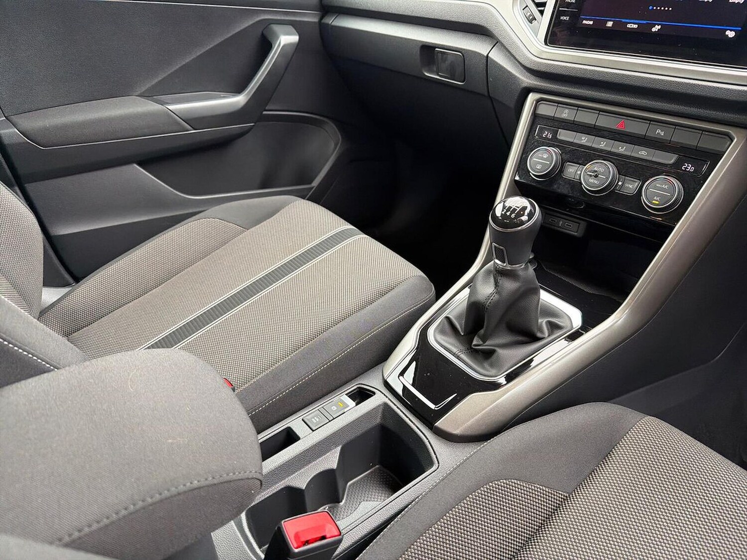 Used Volkswagen T-Roc 2021 for sale - 77901672: Photo 13