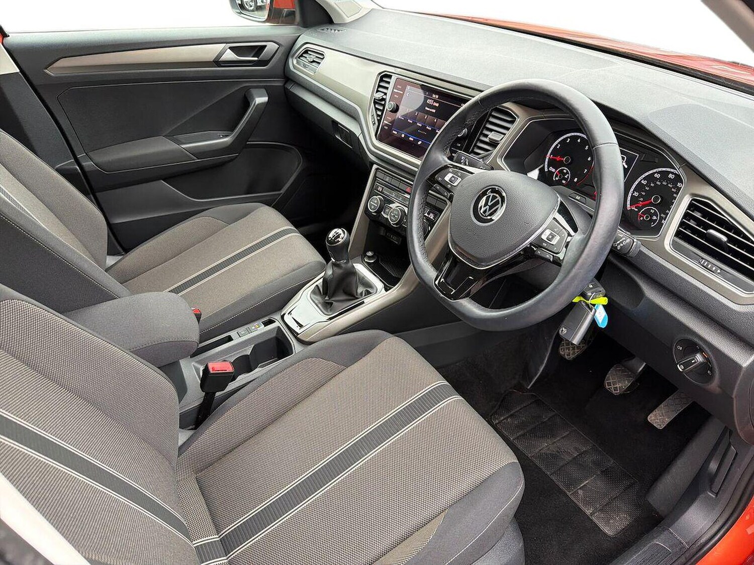 Used Volkswagen T-Roc 2021 for sale - 77901672: Photo 15