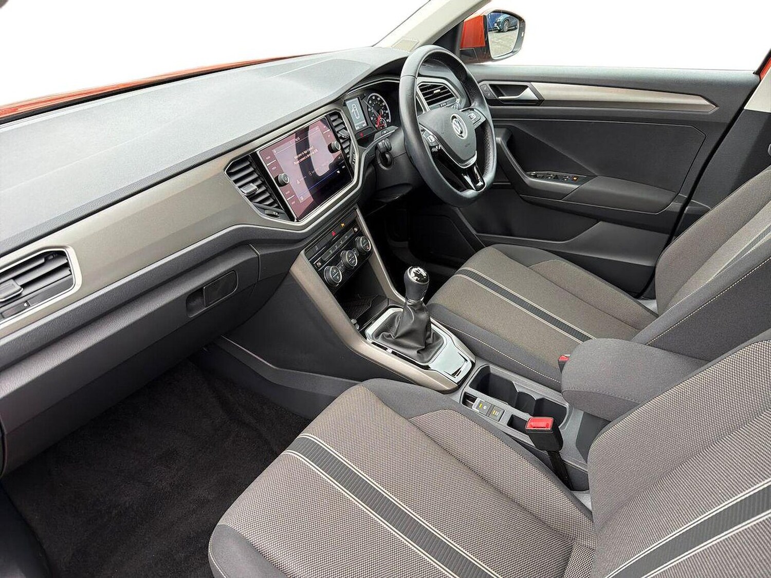 Used Volkswagen T-Roc 2021 for sale - 77901672: Photo 7