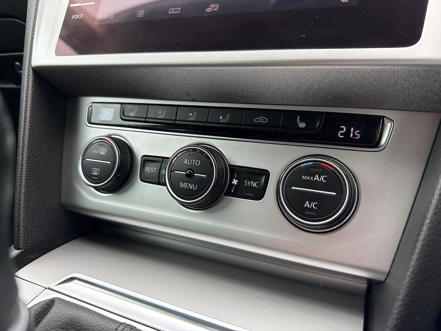 Used Volkswagen Passat 2019 for sale - 76763441: Photo 12