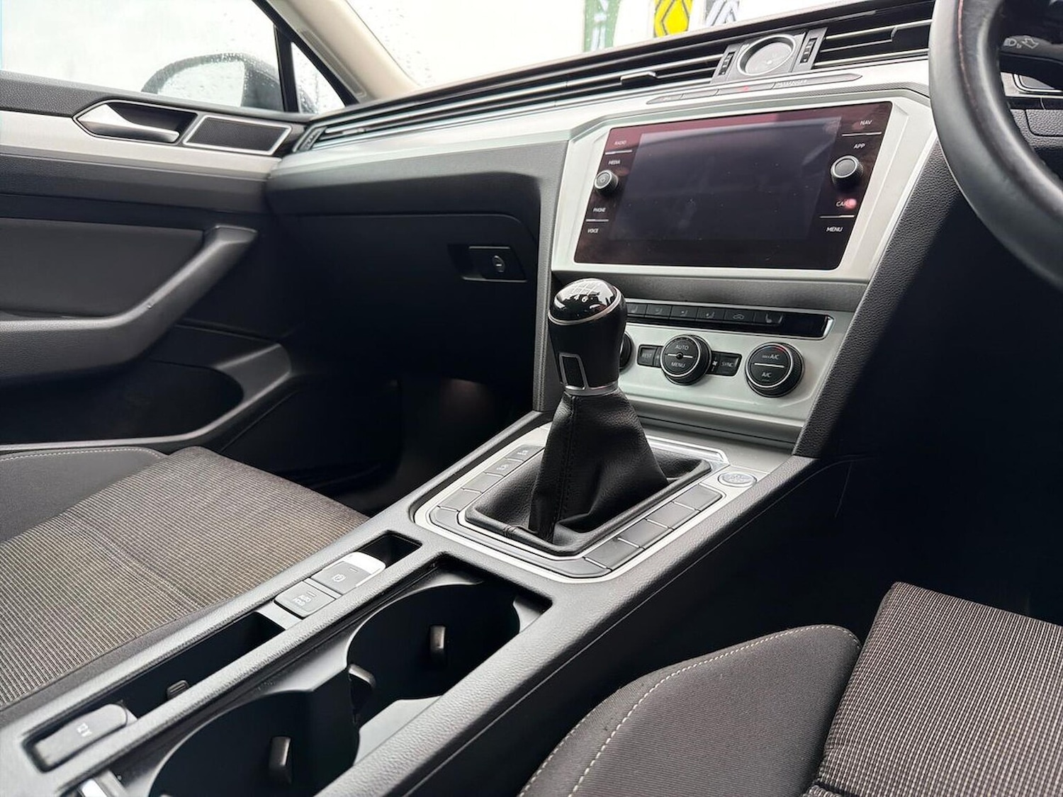 Used Volkswagen Passat 2019 for sale - 76763441: Photo 13