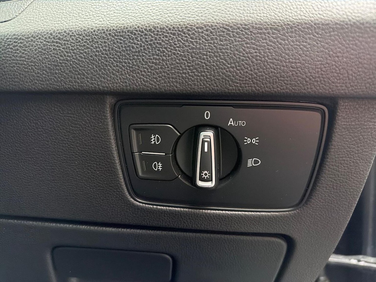 Used Volkswagen Passat 2019 for sale - 76763441: Photo 22