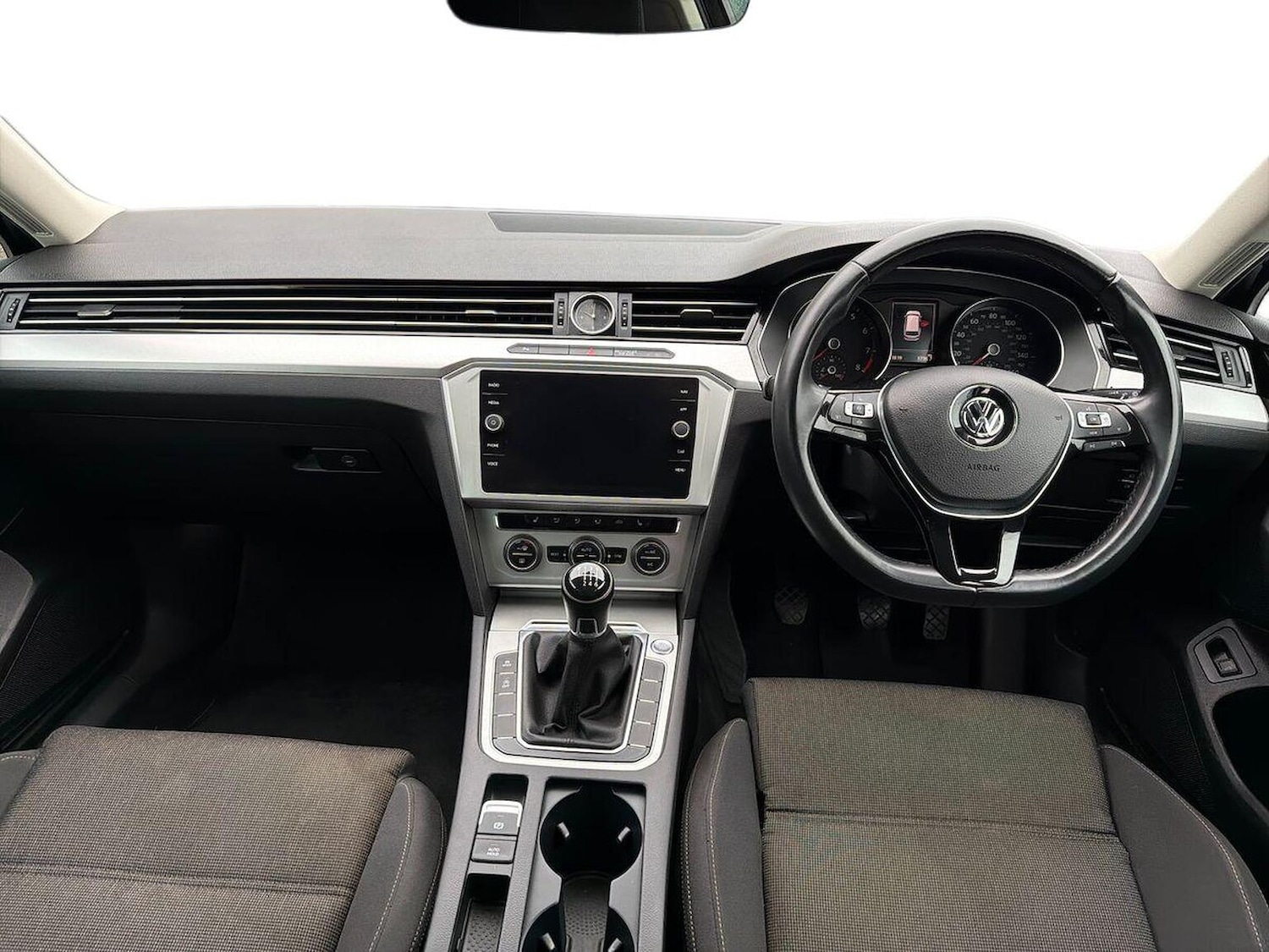 Used Volkswagen Passat 2019 for sale - 76763441: Photo 8