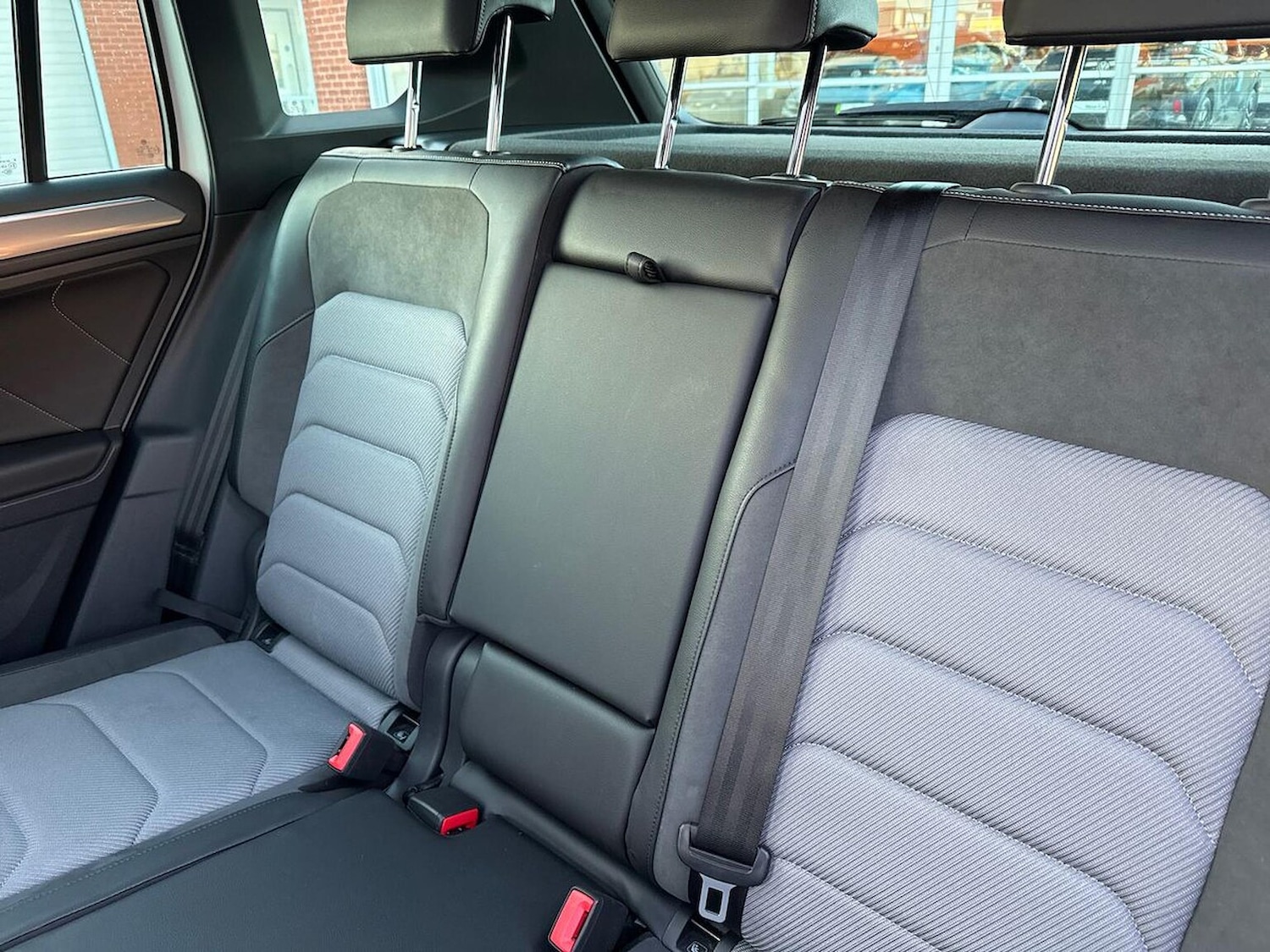 Used Volkswagen Tiguan 2020 for sale - 76628187: Photo 16