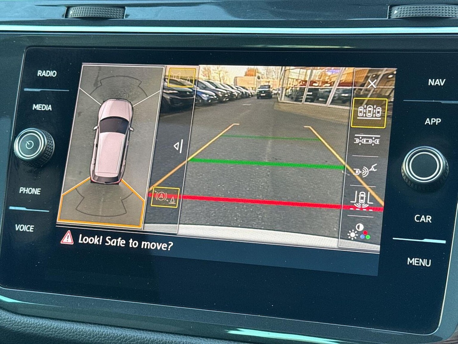 Used Volkswagen Tiguan 2020 for sale - 76628187: Photo 23