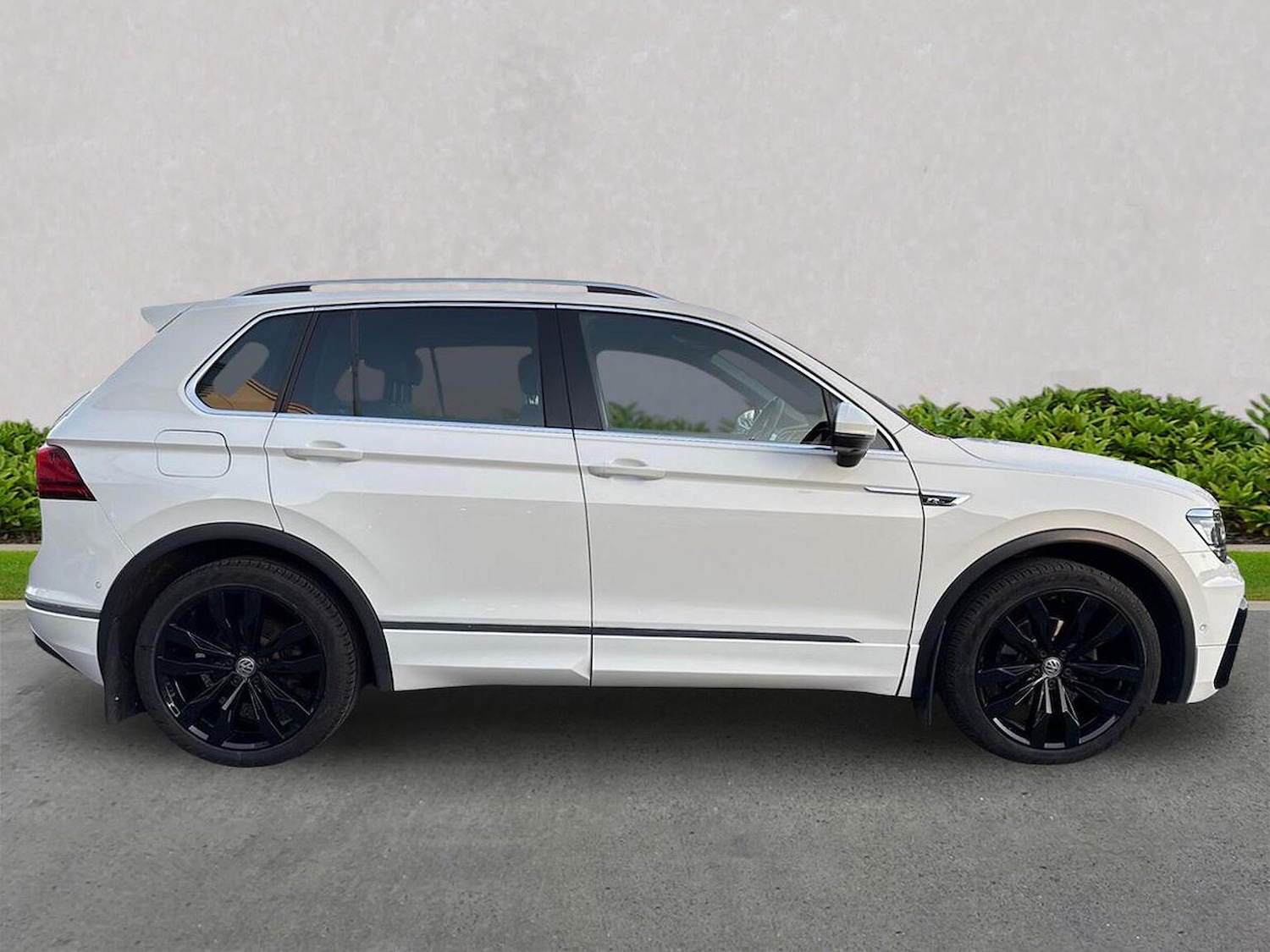 Used Volkswagen Tiguan 2020 for sale - 76628187: Photo 3