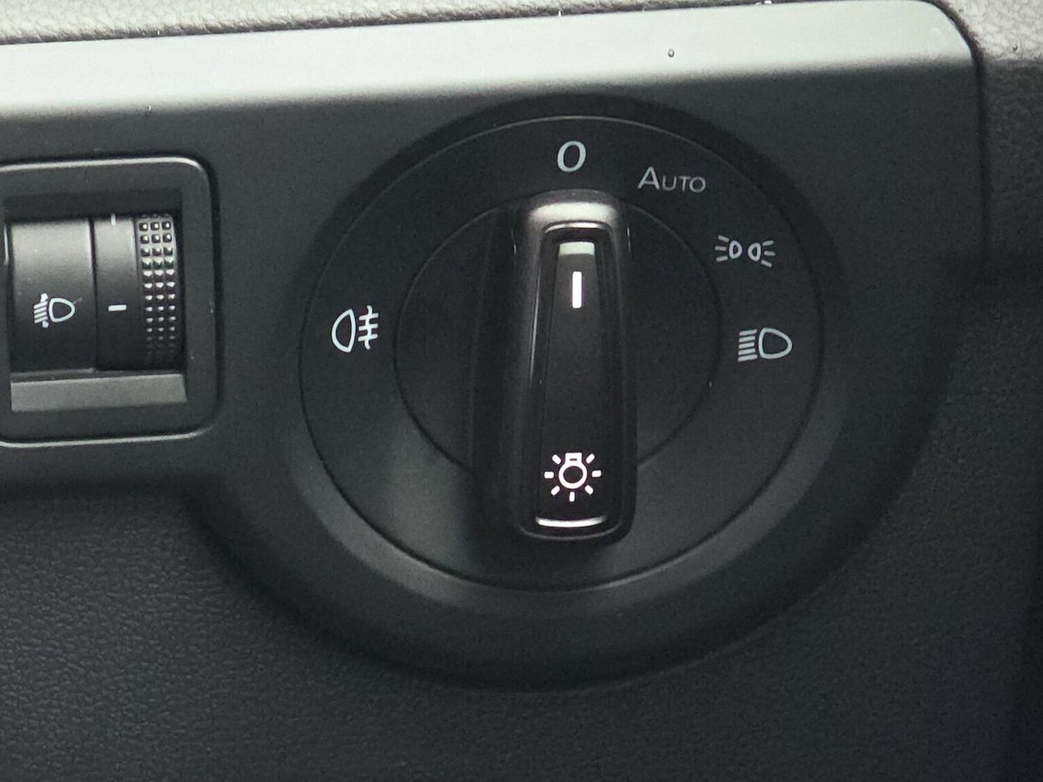 Used Volkswagen T-Cross 2024 for sale - 77872102: Photo 22