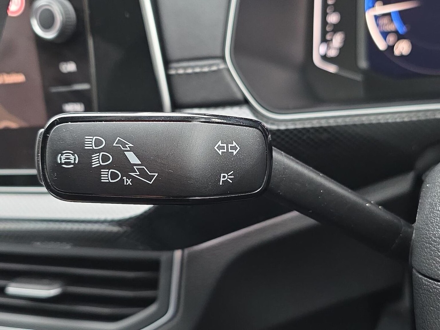 Used Volkswagen T-Cross 2024 for sale - 77872102: Photo 29