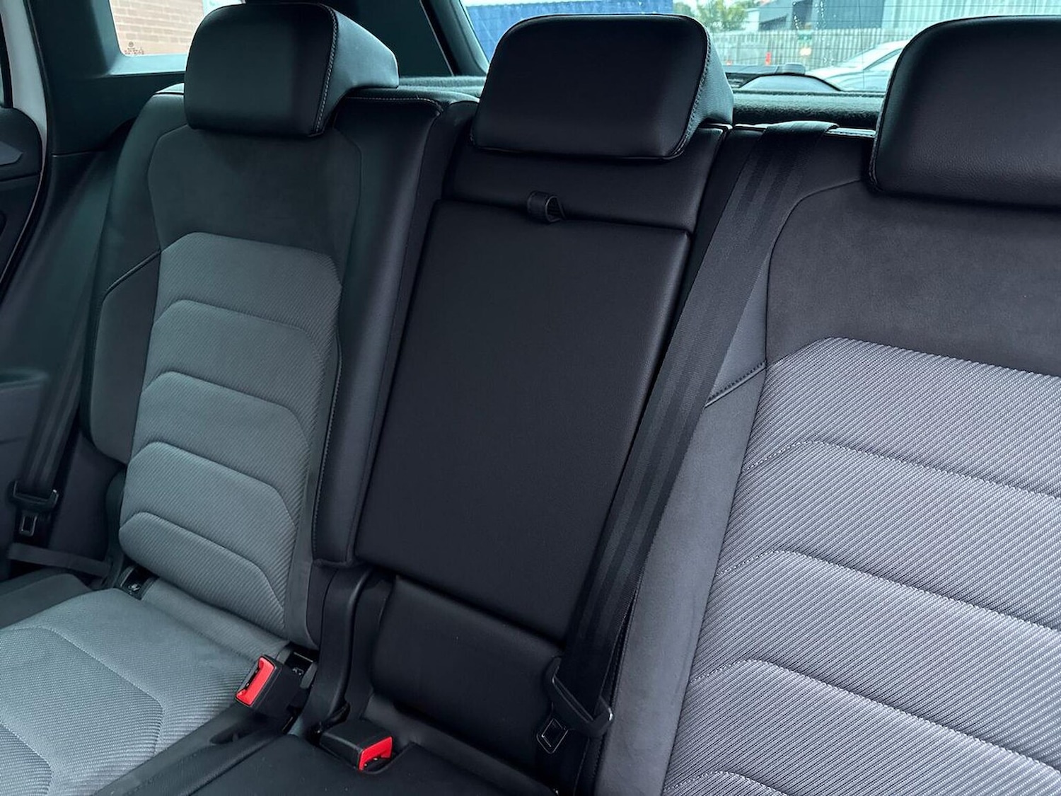 Used Volkswagen Tiguan 2020 for sale - 76127161: Photo 16