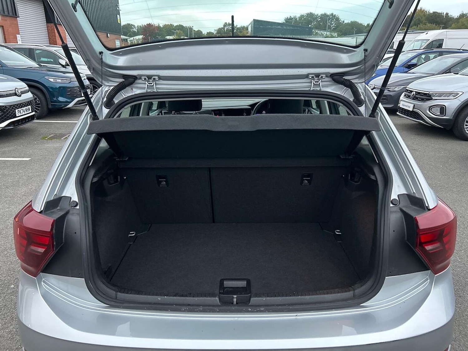 Used Volkswagen Polo 2024 for sale - 76211965: Photo 17