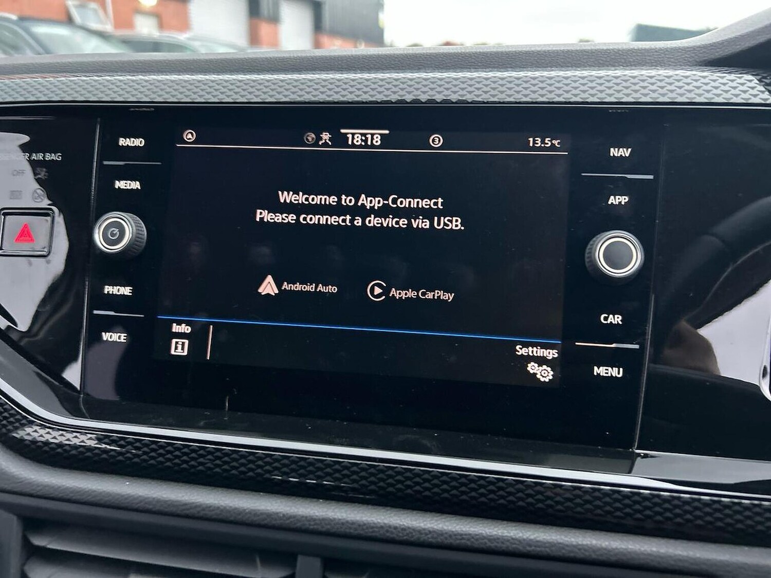 Used Volkswagen Polo 2024 for sale - 76211965: Photo 23