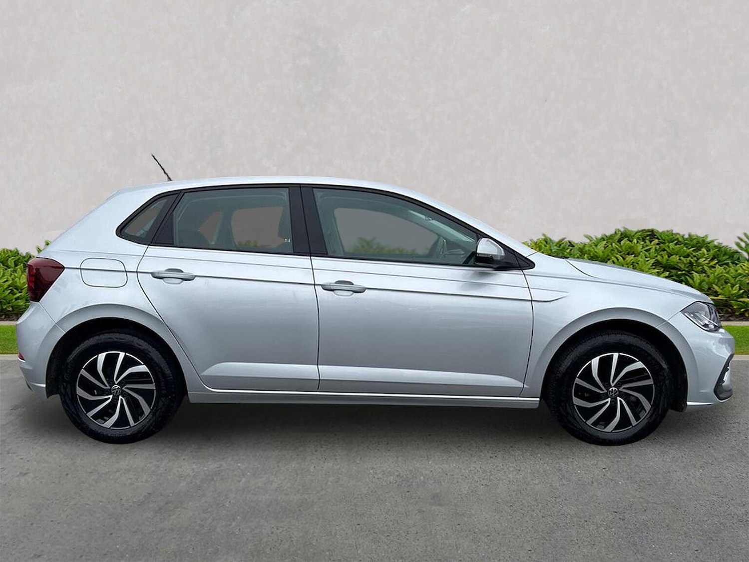 Used Volkswagen Polo 2024 for sale - 76211965: Photo 3