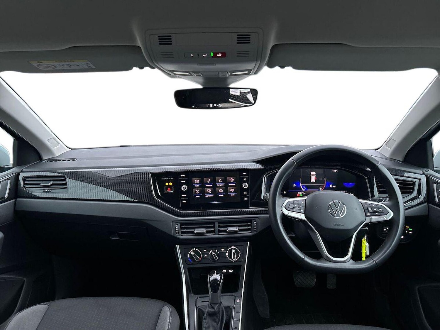 Used Volkswagen Polo 2024 for sale - 76211965: Photo 8