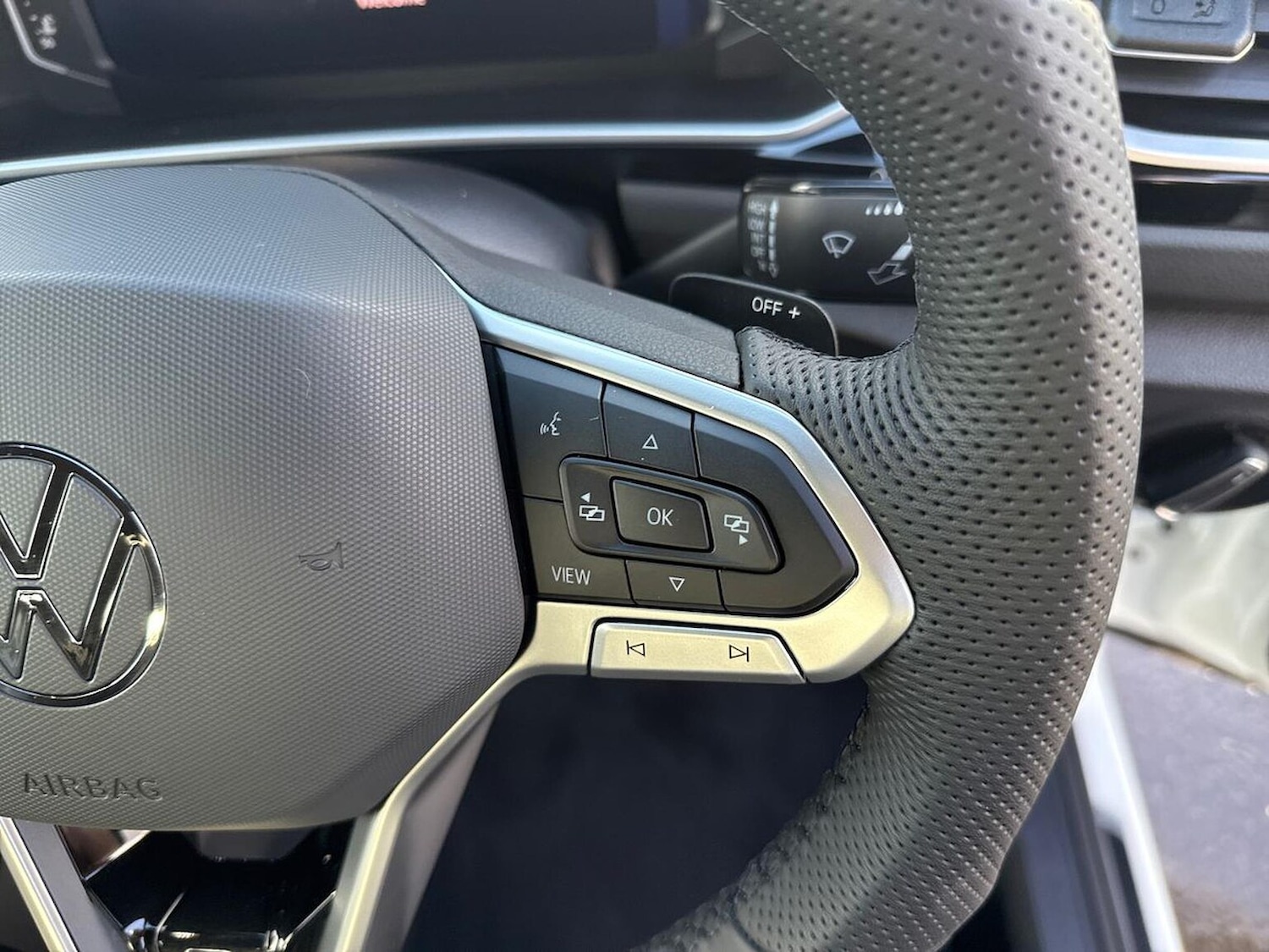 Used Volkswagen T-Roc 2025 for sale - 76444492: Photo 26