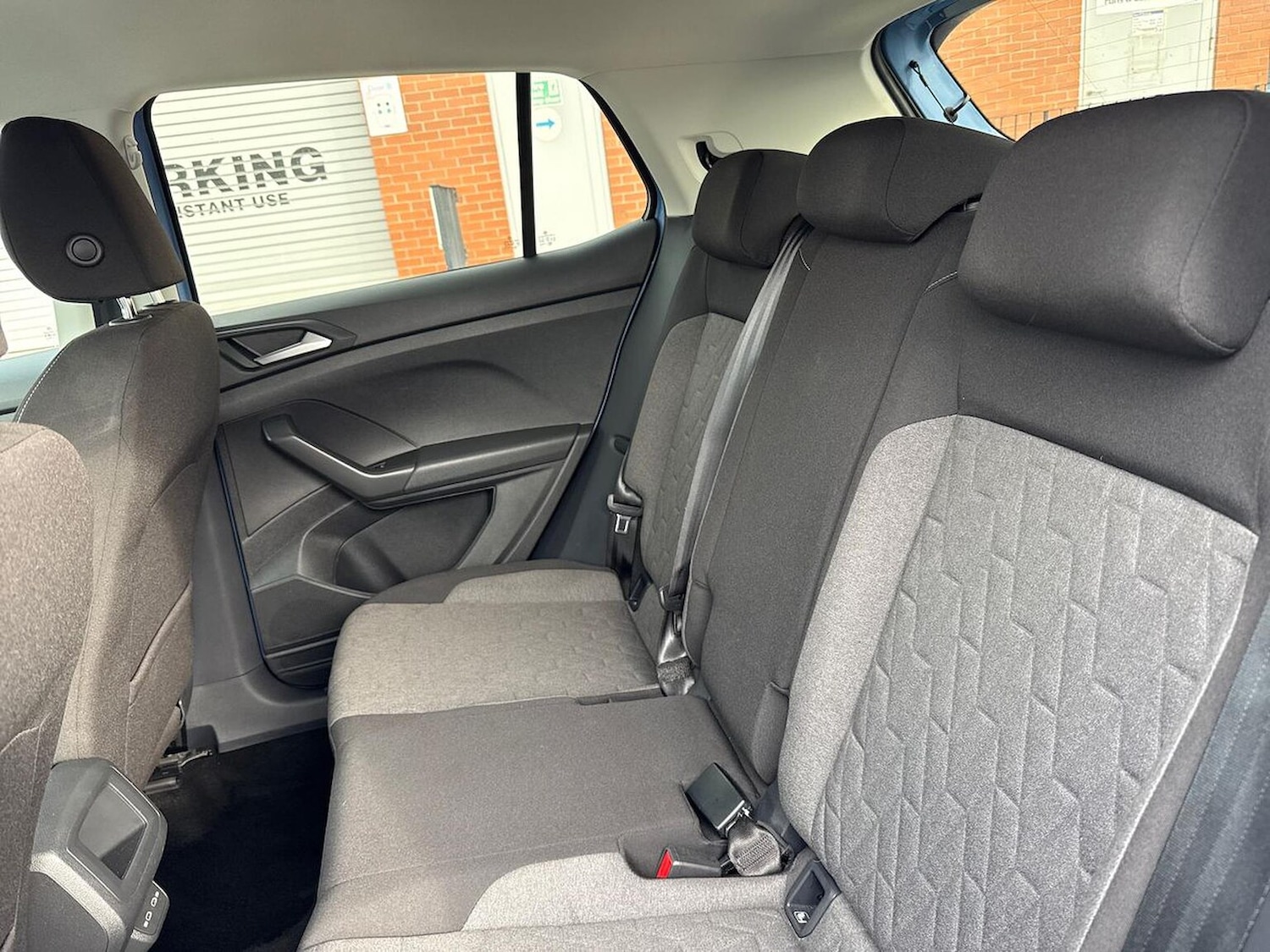 Used Volkswagen T-Cross 2024 for sale - 76179026: Photo 16