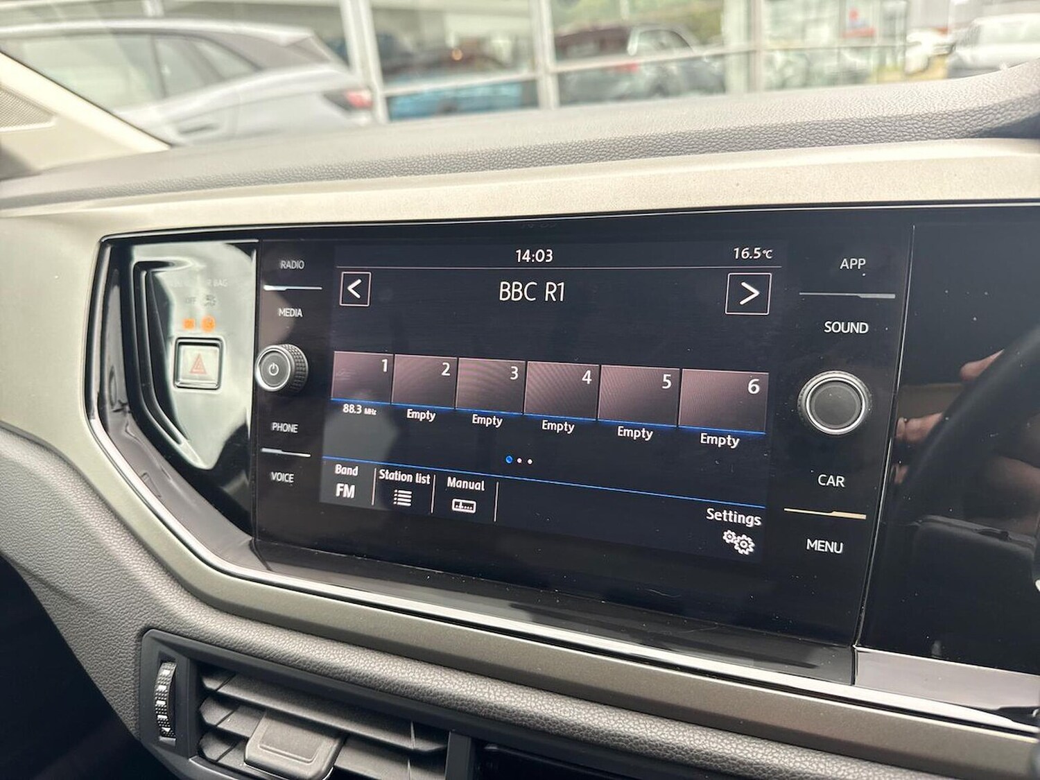 Used Volkswagen Polo 2020 for sale - 76477344: Photo 11