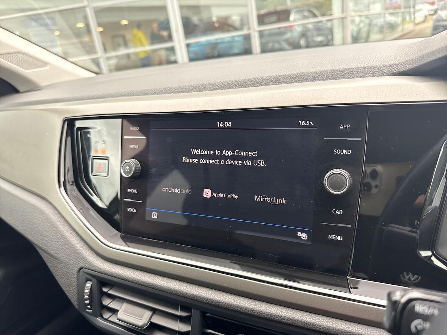 Used Volkswagen Polo 2020 for sale - 76477344: Photo 24