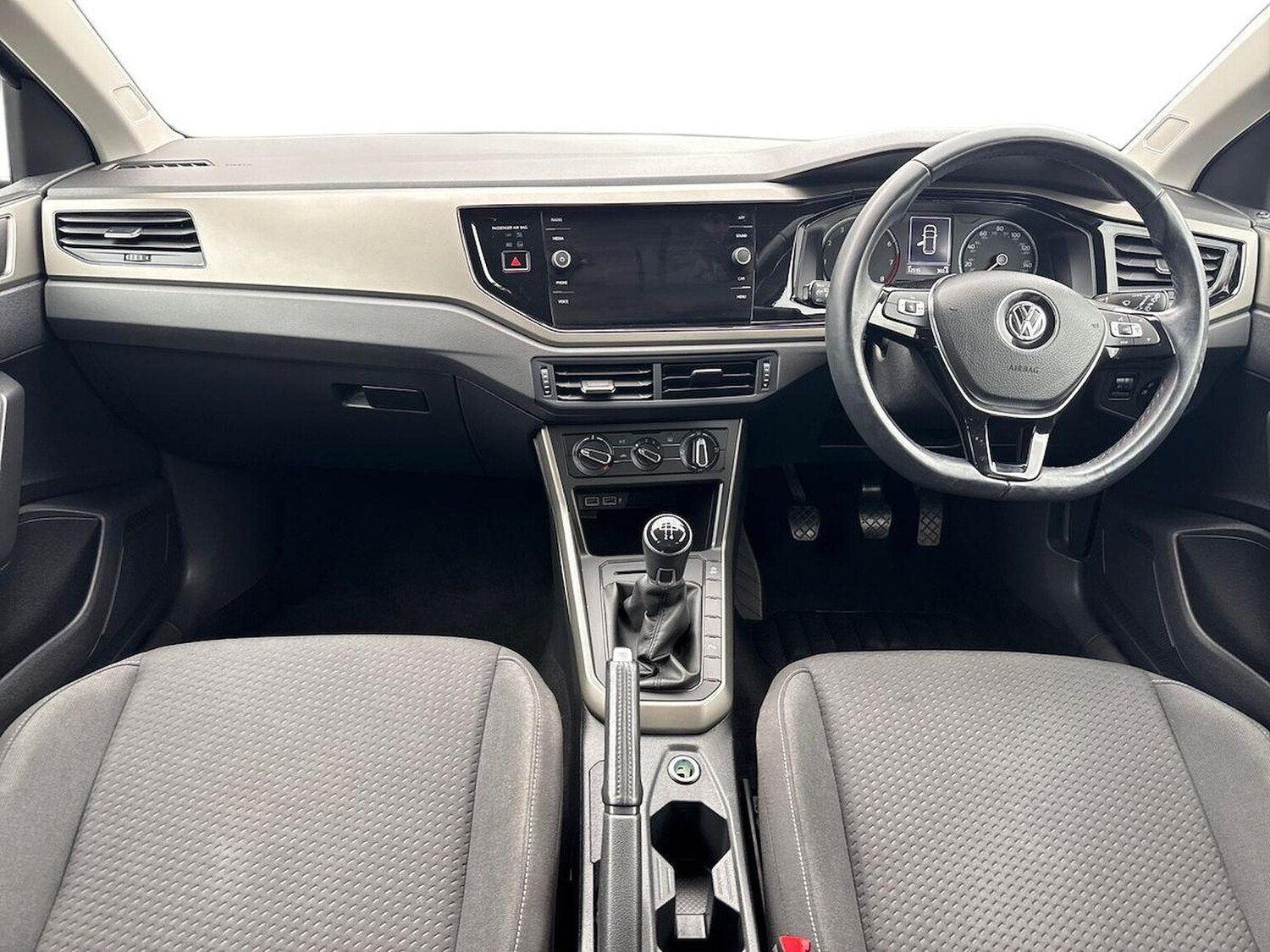 Used Volkswagen Polo 2020 for sale - 76477344: Photo 8