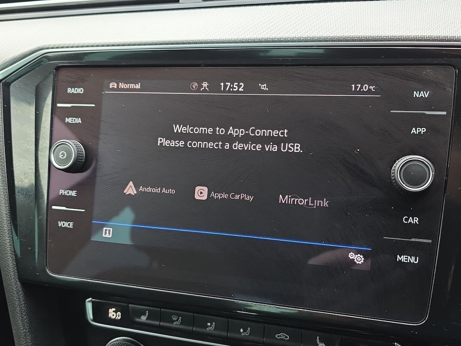 Used Volkswagen Passat 2020 for sale - 76583215: Photo 25