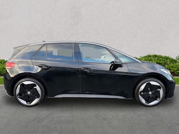 Used Volkswagen ID.3 2025 for sale - 77488888: Photo
