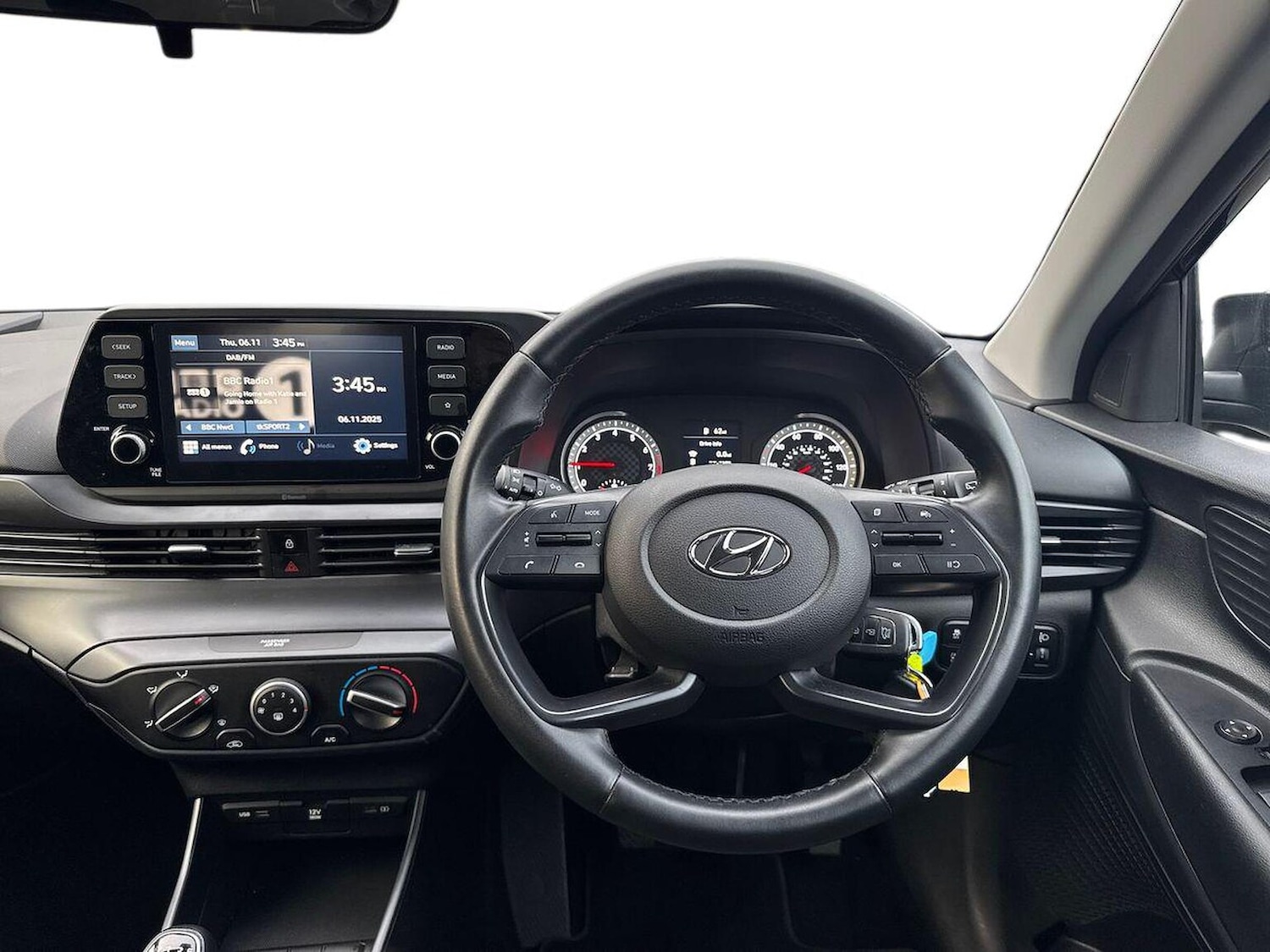 Used Hyundai i20 2021 for sale - 76497223: Photo 9