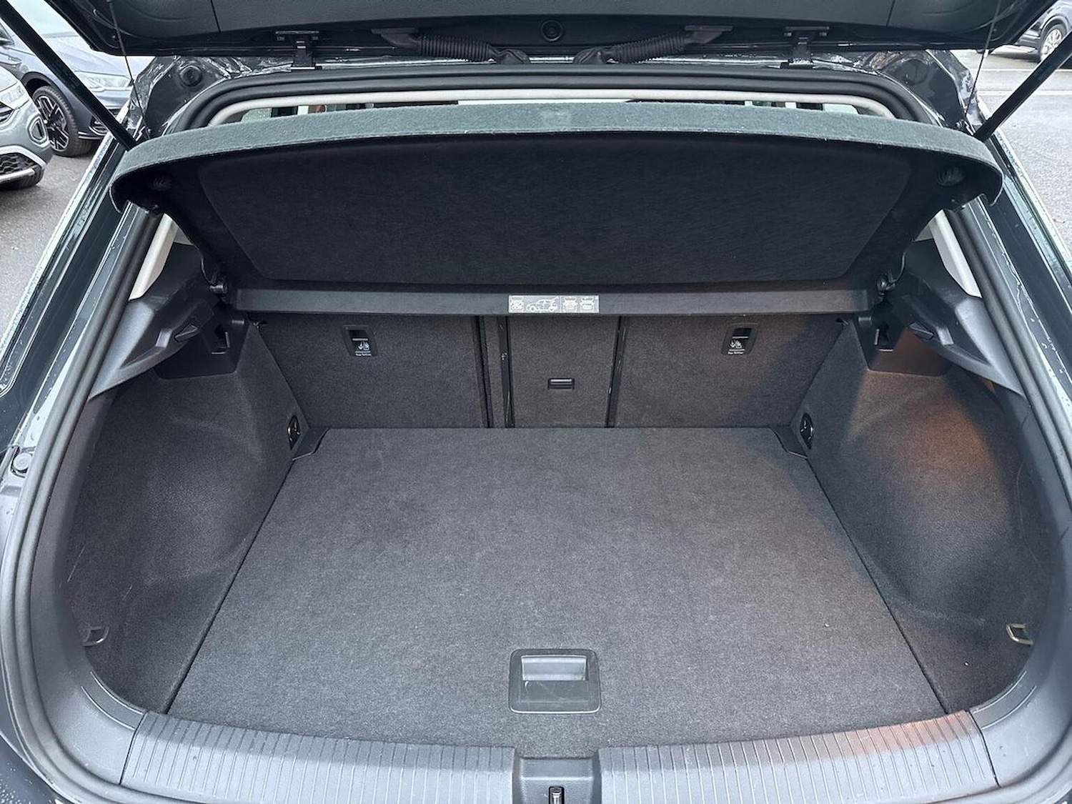 Used Volkswagen T-Roc 2020 for sale - 76547669: Photo 17