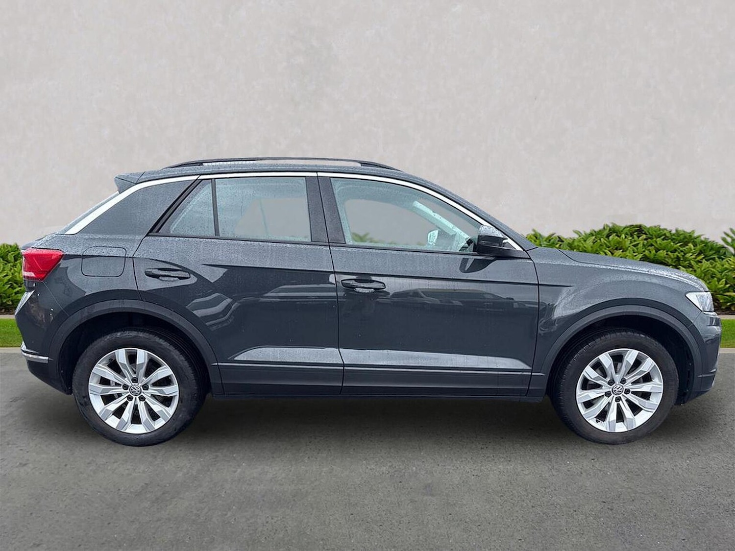 Used Volkswagen T-Roc 2020 for sale - 76547669: Photo 3