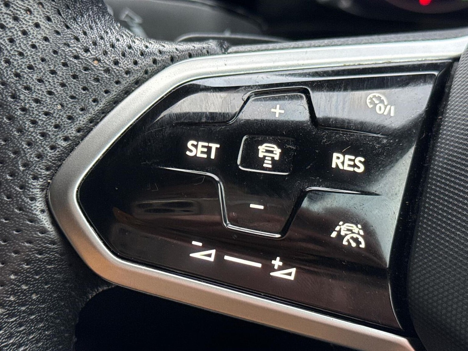 Used Volkswagen Golf 2024 for sale - 76725825: Photo 27