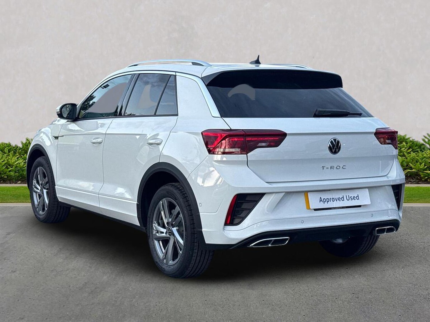 Used Volkswagen T-Roc 2025 for sale - 76076473: Photo 2