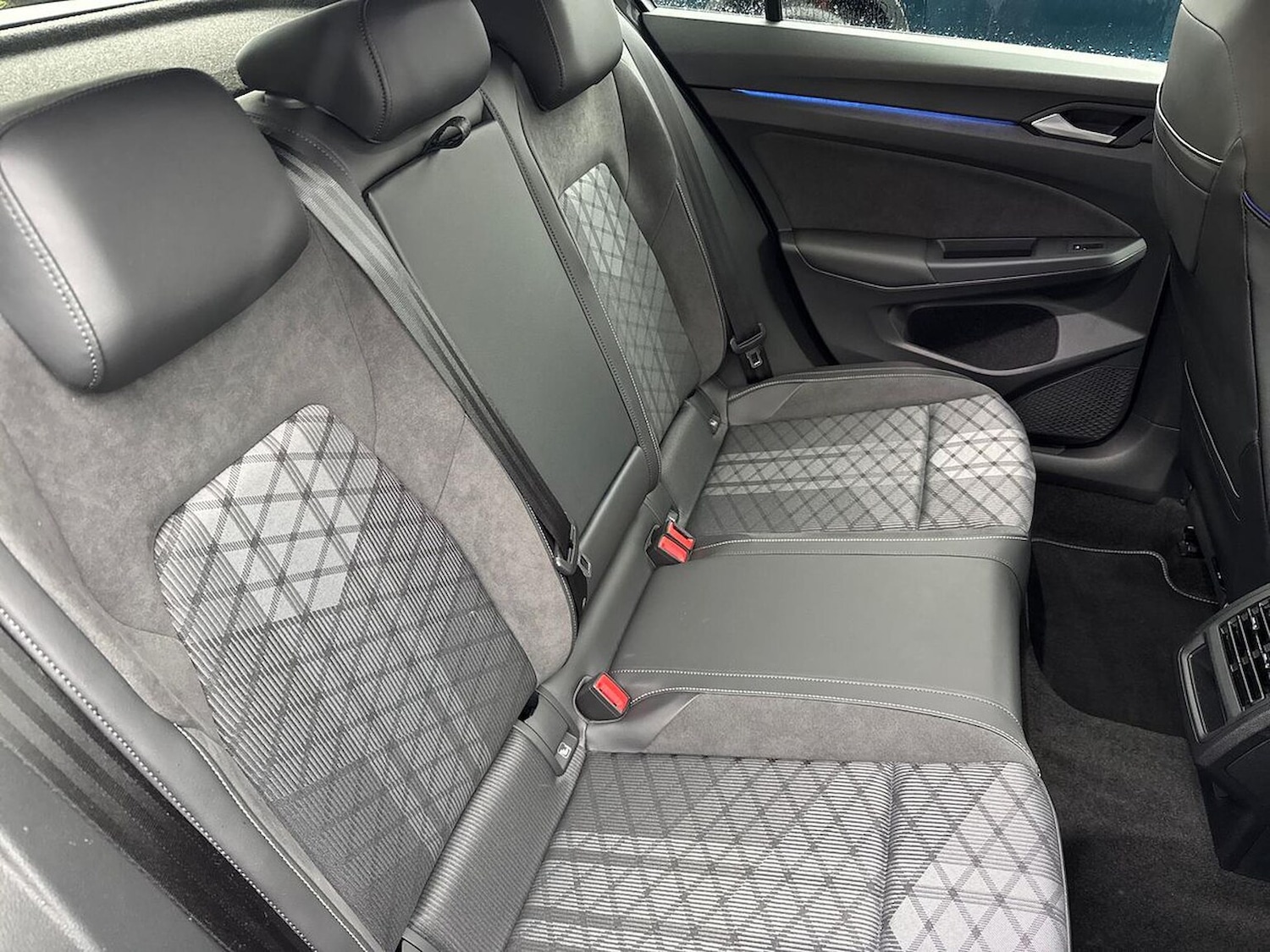 Used Volkswagen Golf 2024 for sale - 76547692: Photo 16