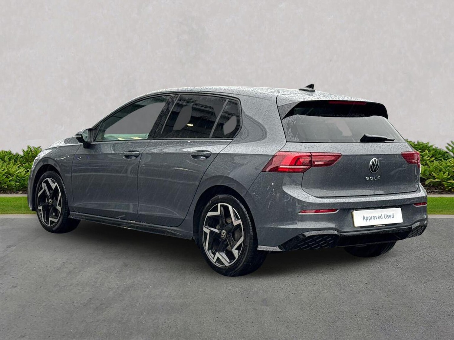 Used Volkswagen Golf 2024 for sale - 76547692: Photo 2