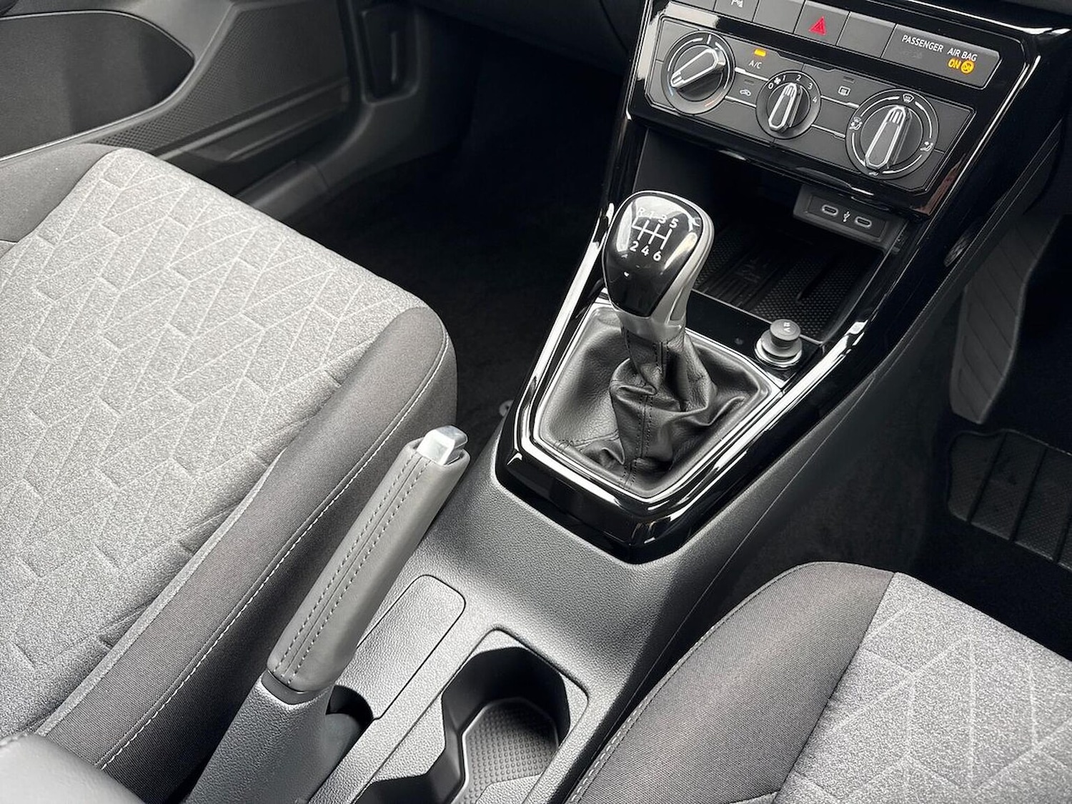 Used Volkswagen T-Cross 2025 for sale - 76157190: Photo 13