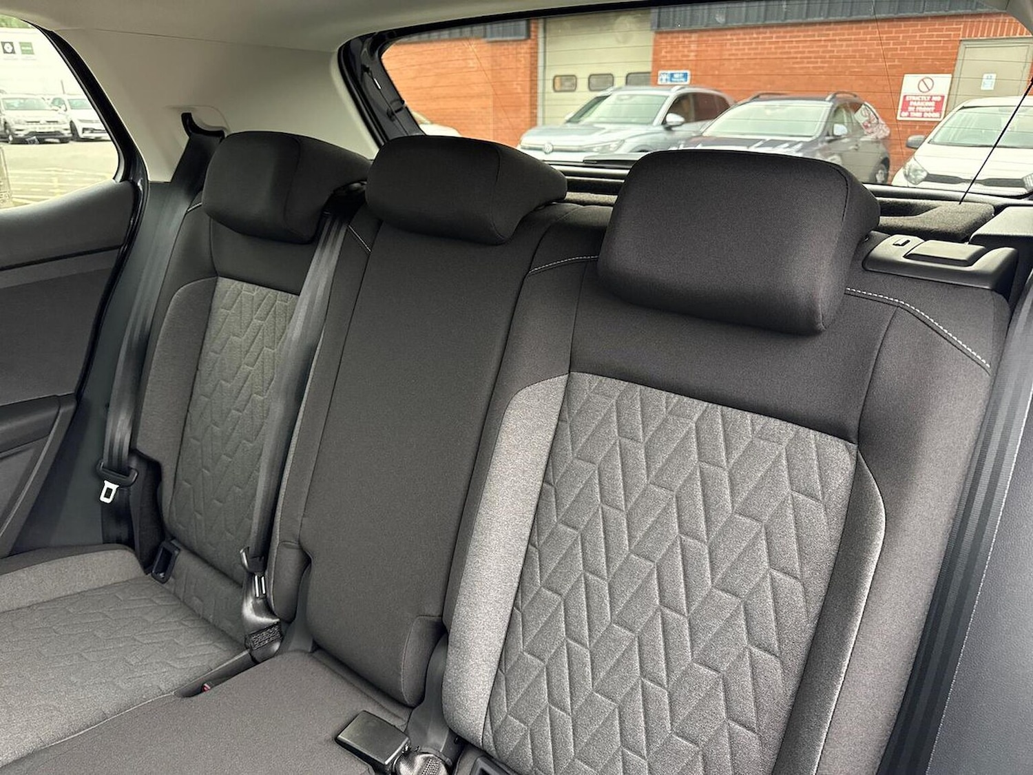 Used Volkswagen T-Cross 2025 for sale - 76157190: Photo 16