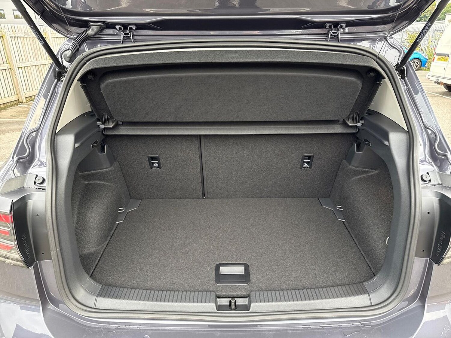 Used Volkswagen T-Cross 2025 for sale - 76157190: Photo 17