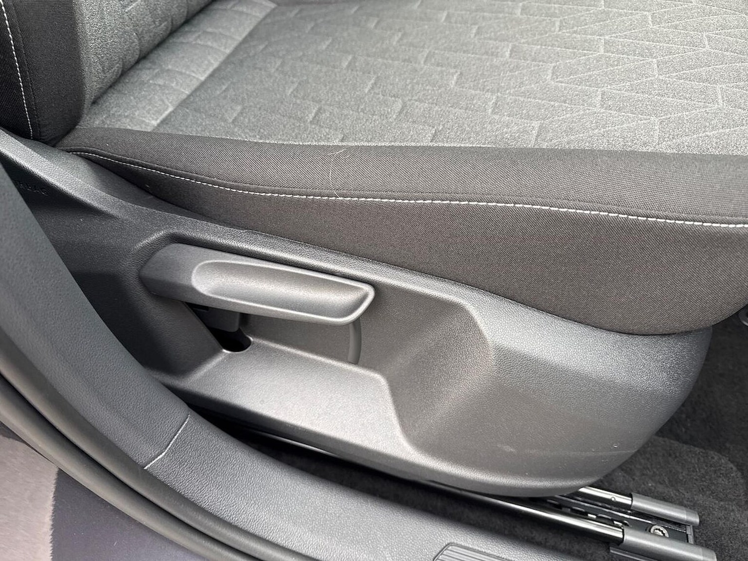 Used Volkswagen T-Cross 2025 for sale - 76157190: Photo 30
