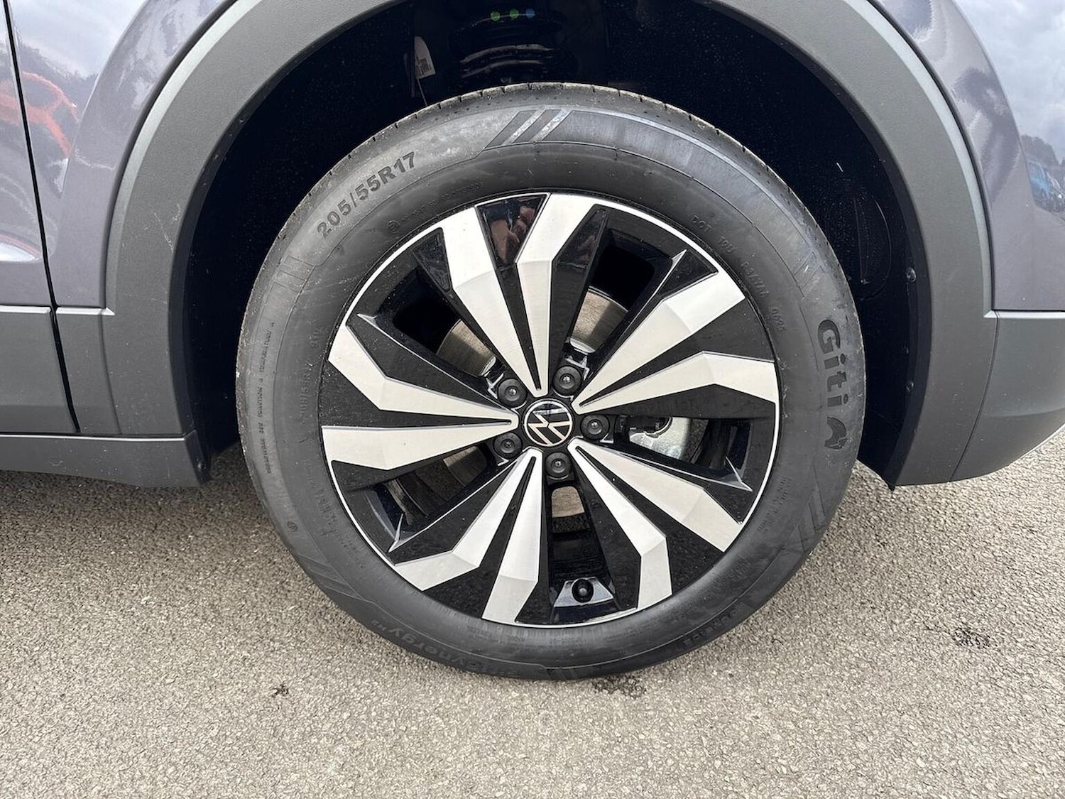 Used Volkswagen T-Cross 2025 for sale - 76157190: Photo 6