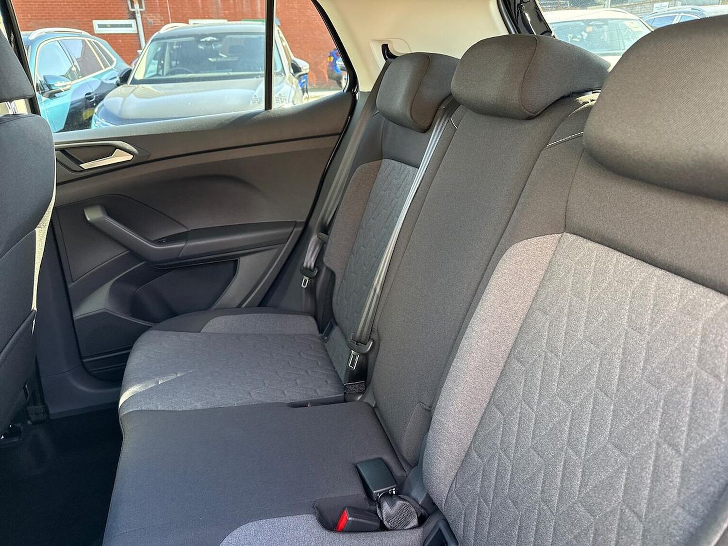 Used Volkswagen T-Cross 2025 for sale - 76082533: Photo 16