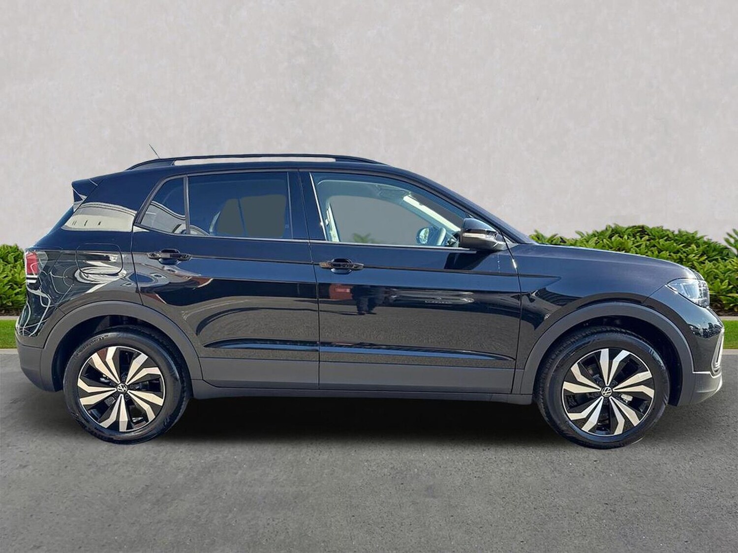 Used Volkswagen T-Cross 2025 for sale - 76082533: Photo 3