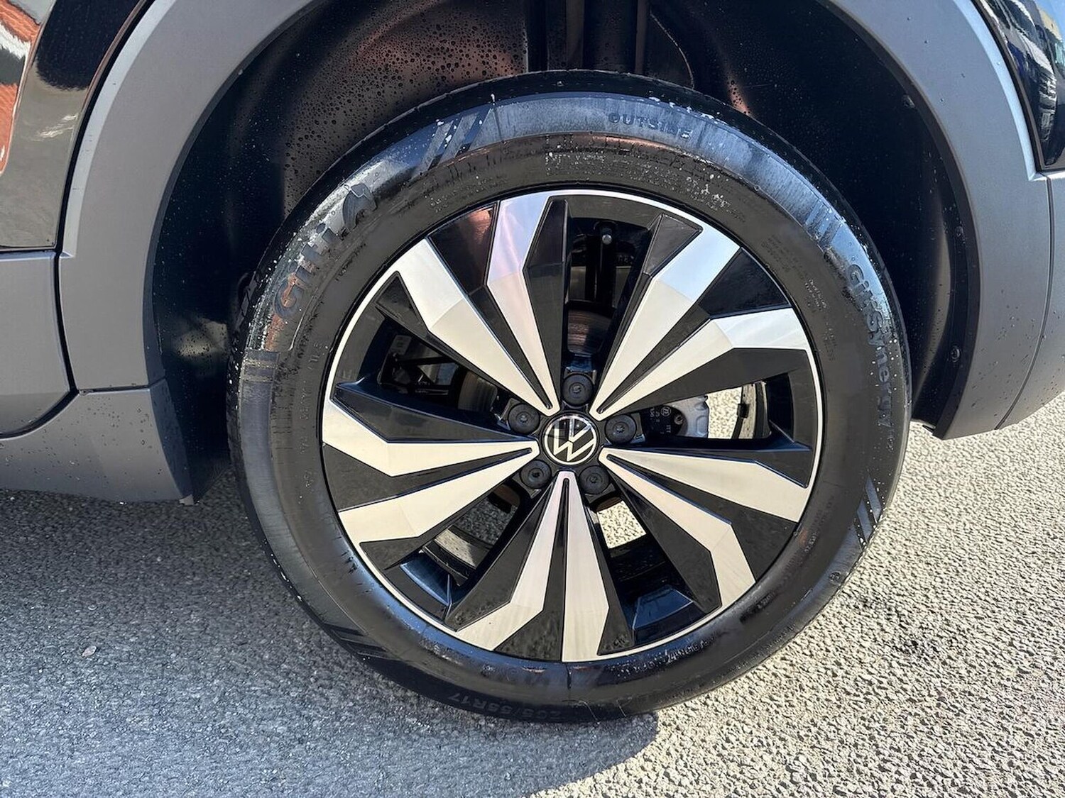 Used Volkswagen T-Cross 2025 for sale - 76082533: Photo 6