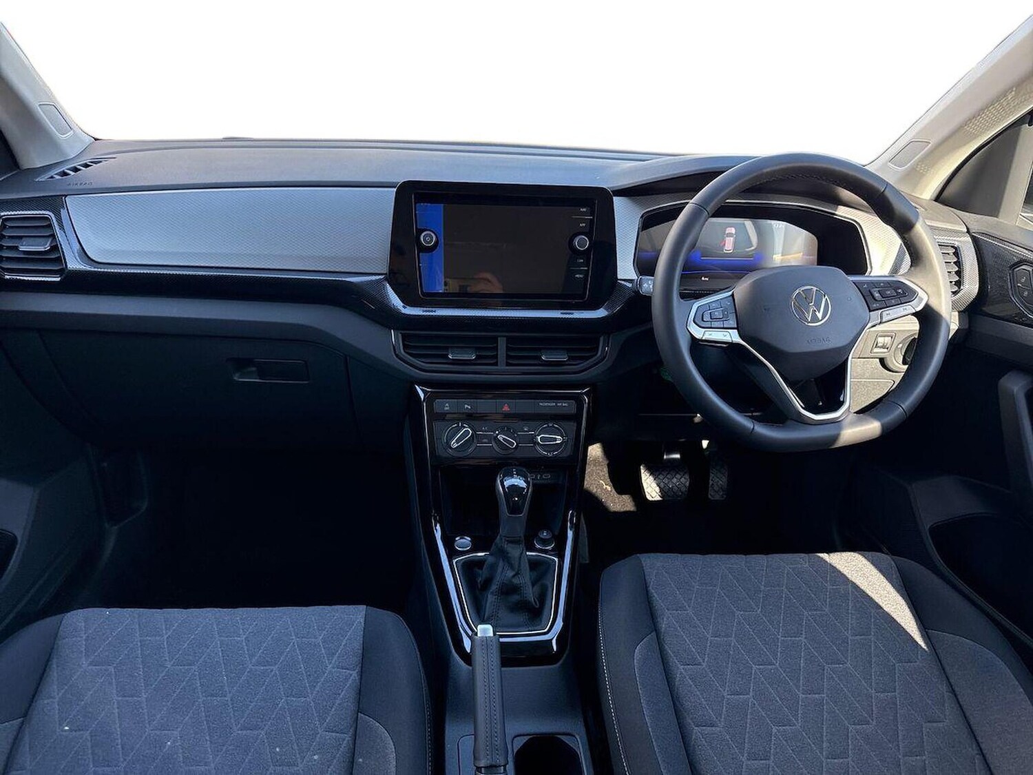 Used Volkswagen T-Cross 2025 for sale - 76082533: Photo 8