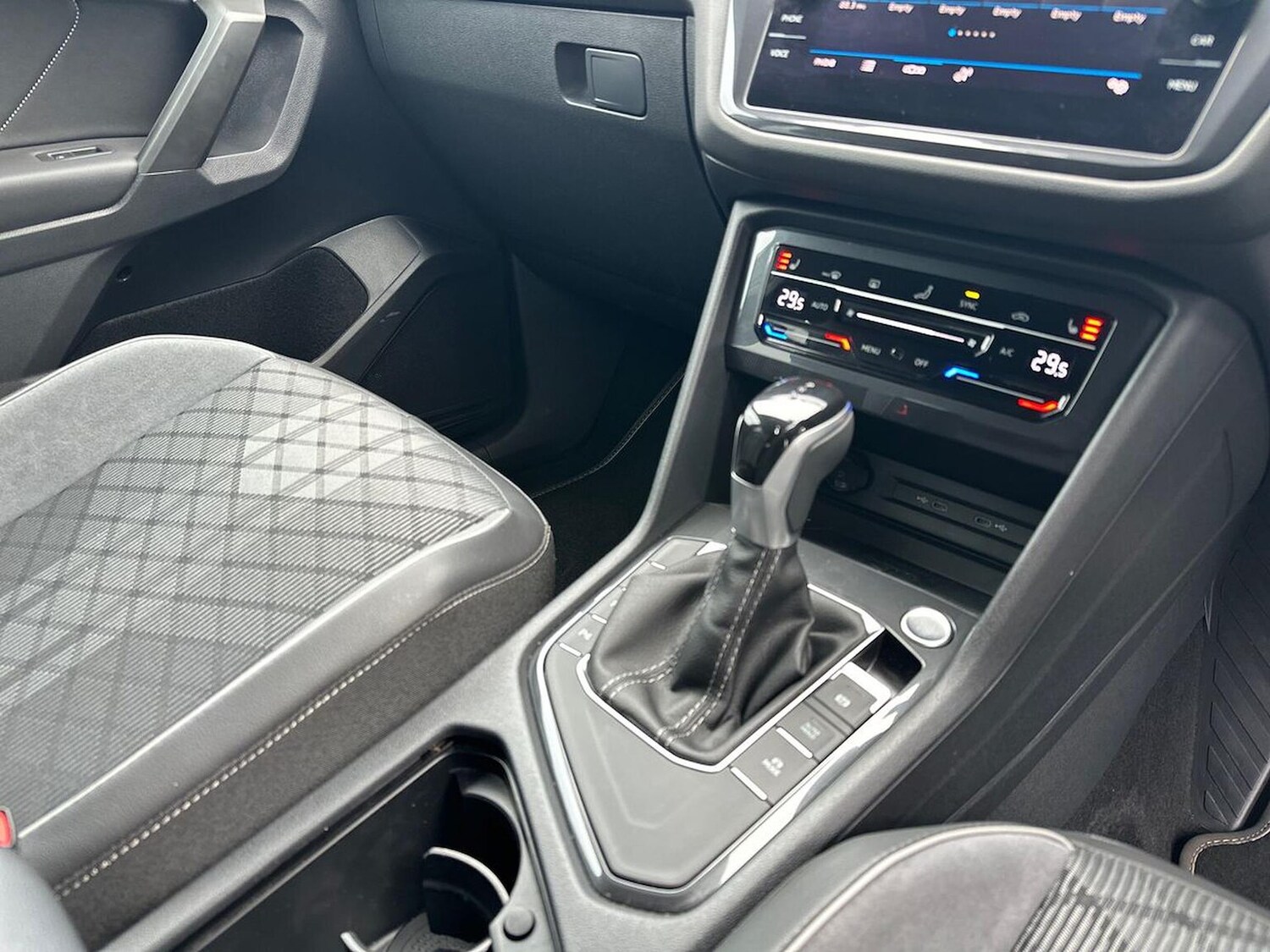 Used Volkswagen Tiguan Allspace 2025 for sale - 76316700: Photo 13