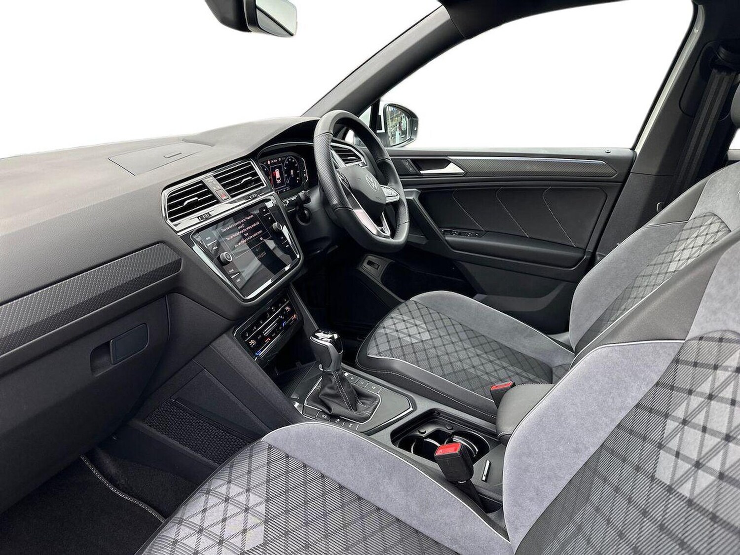 Used Volkswagen Tiguan Allspace 2025 for sale - 76316700: Photo 7