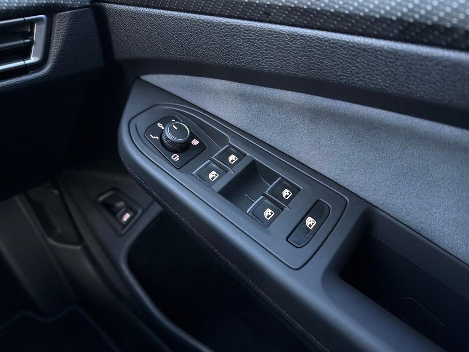 Used Volkswagen Golf 2023 for sale - 77034572: Photo 23