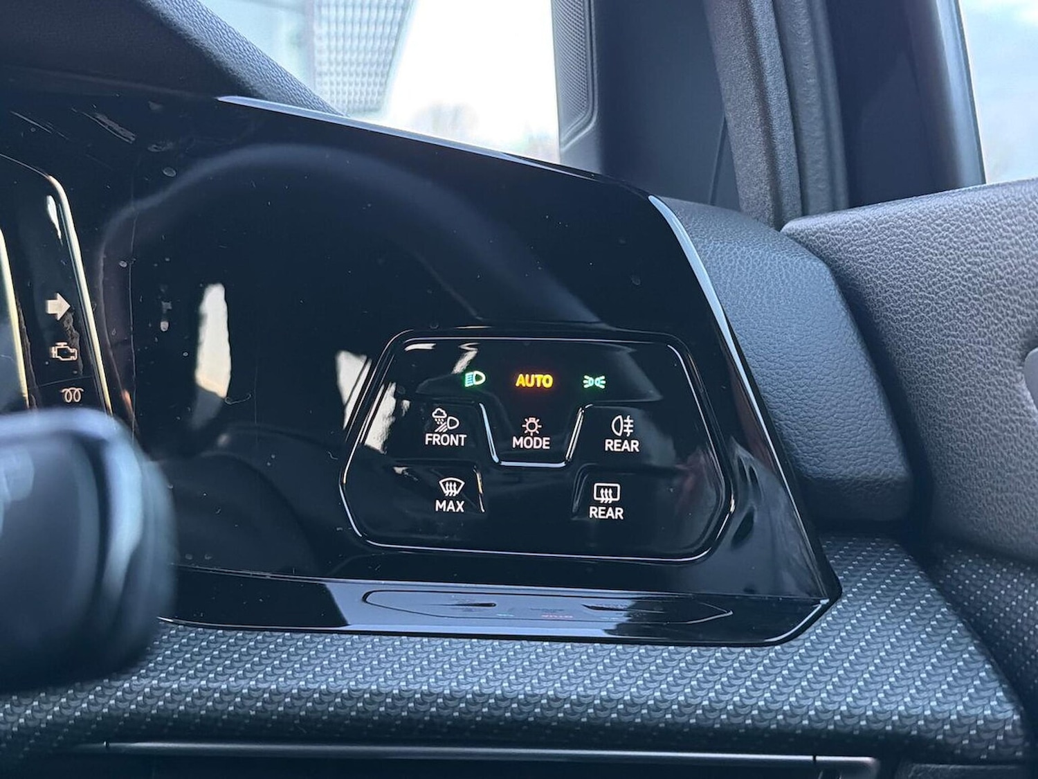 Used Volkswagen Golf 2023 for sale - 77034572: Photo 24