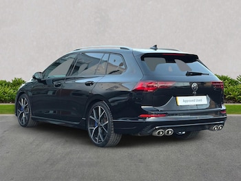 Used Volkswagen Golf 2023 for sale - 77034572: Photo