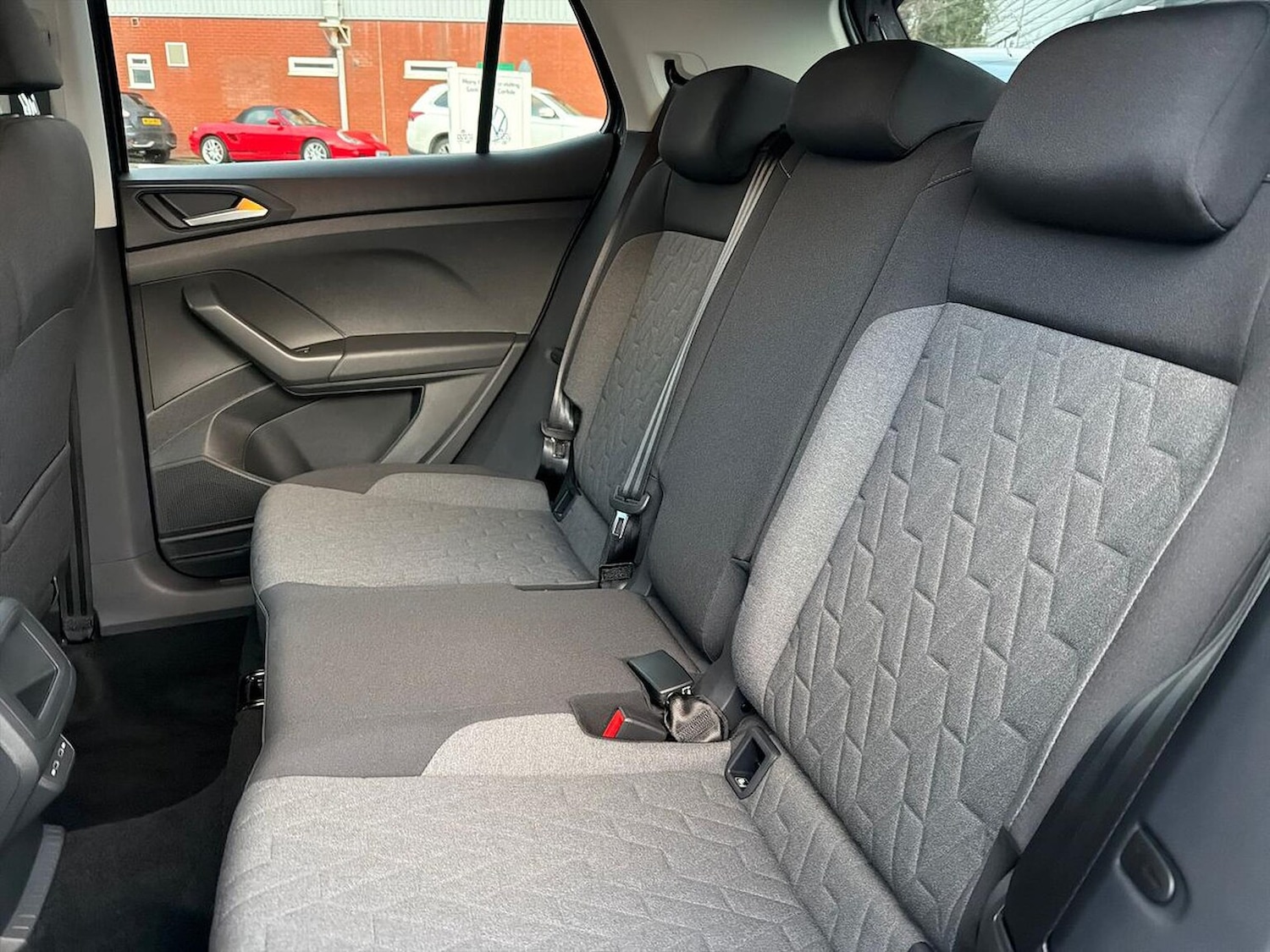 Used Volkswagen T-Cross 2025 for sale - 77650295: Photo 18