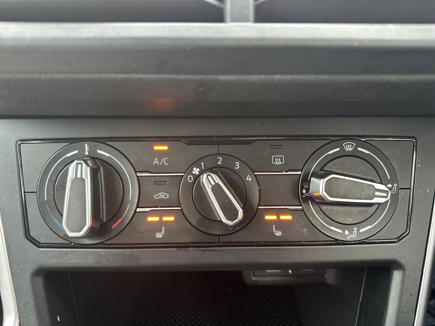 Used Volkswagen Polo 2023 for sale - 76316699: Photo 12