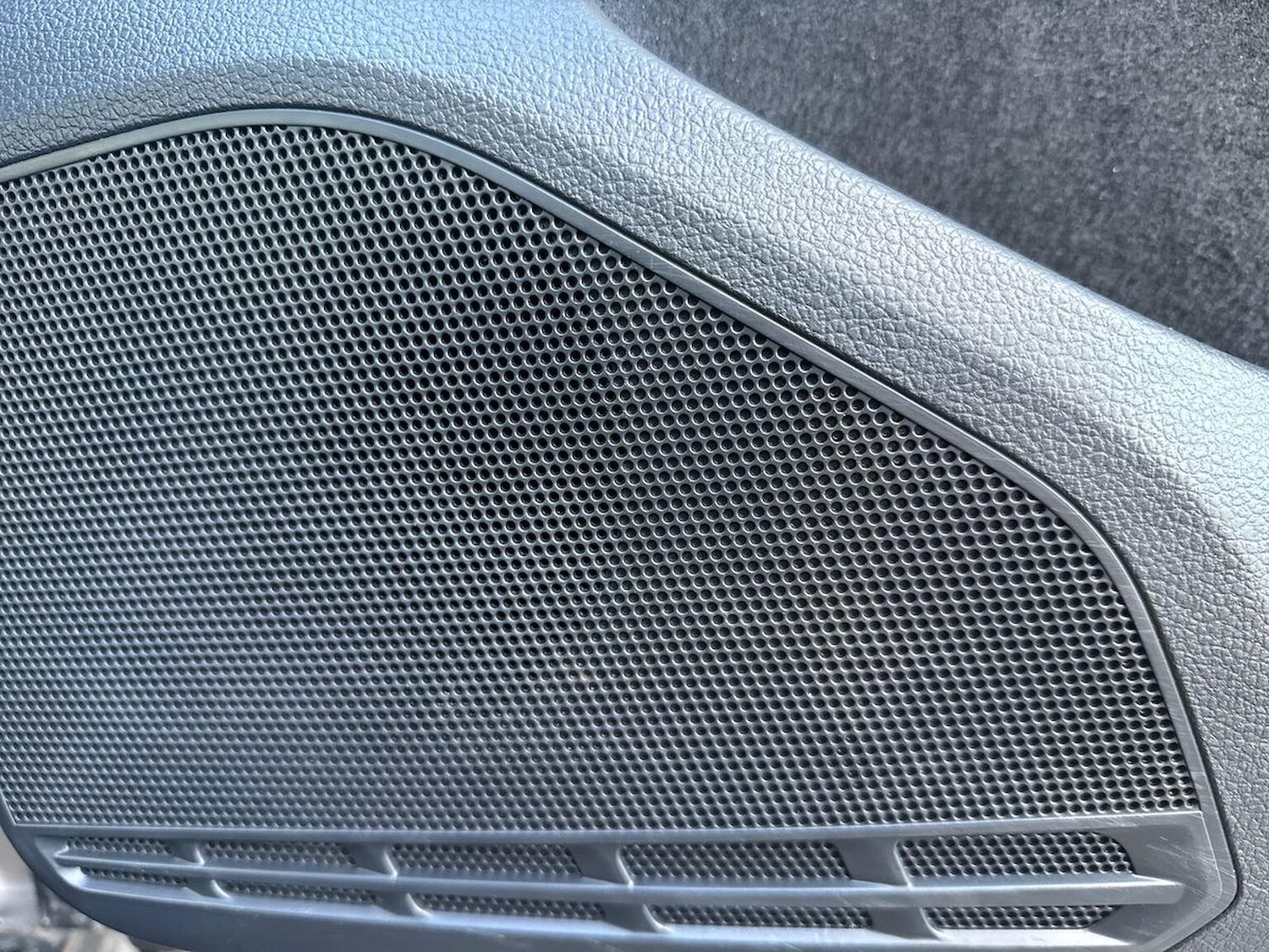 Used Volkswagen Golf 2019 for sale - 76383350: Photo 31