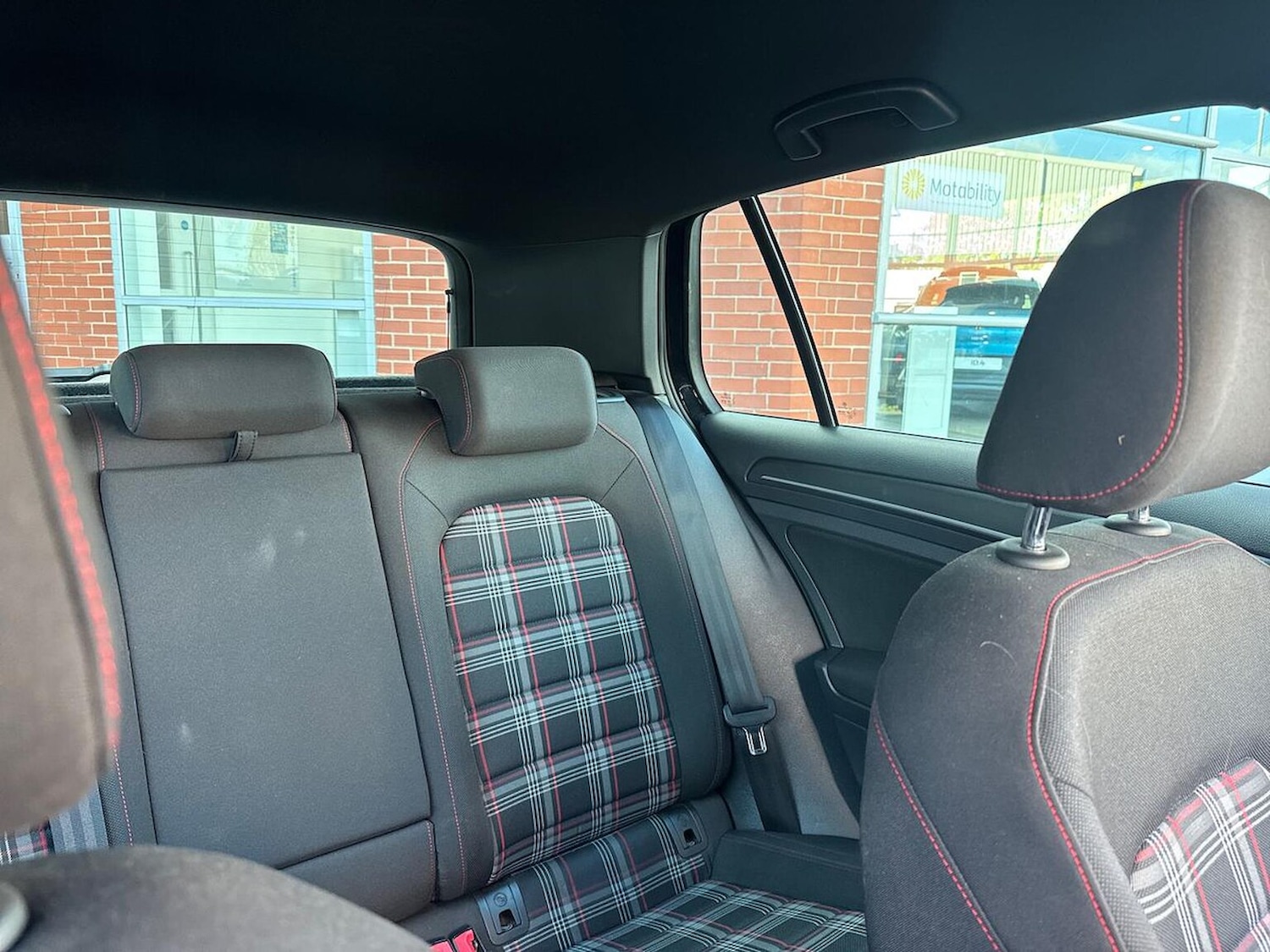 Used Volkswagen Golf 2019 for sale - 76383350: Photo 32